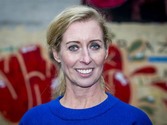 Plien van Bennekom heeft het boek 'De Binnenstebuitentrui' geschreven