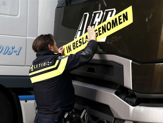 Justitie geeft door criminaliteit verkregen spullen aan arme mensen