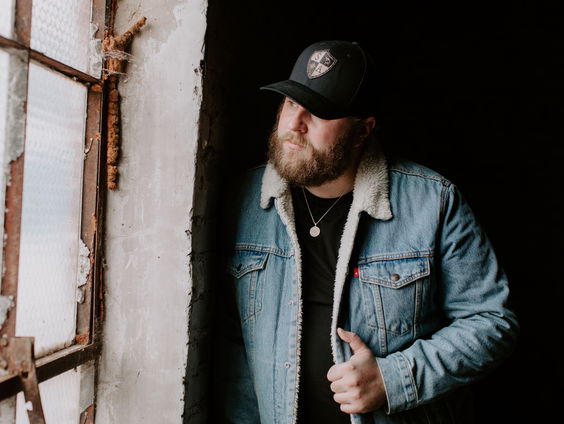 Country Roads: Nate Smith