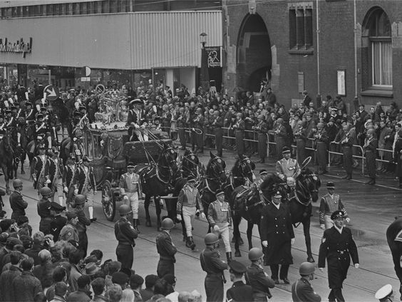 Janet van Ark mocht de koninklijke paarden ontmoeten in 1973