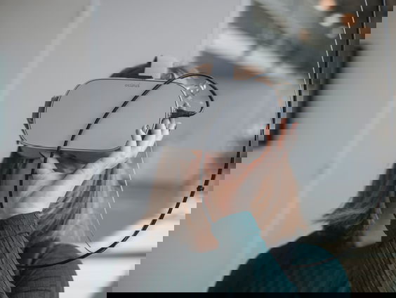 Bach beleven met een VR-bril op