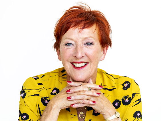 Ton den Boon: Loes Luca in de Van Dale