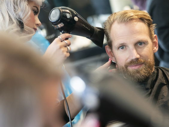 Mbo'ers stylen ministers en Tweede Kamerleden op Prinsjesdag