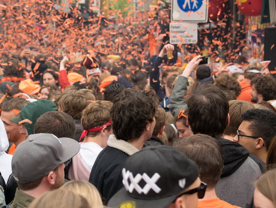 Koning Willem-Alexander viert zijn verjaardag in Rotterdam
