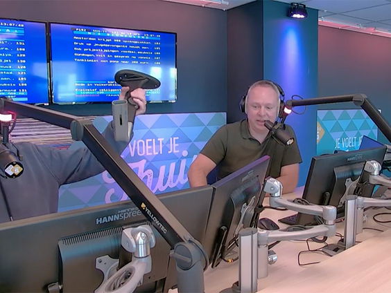 Mannen van Racoon slopen de studio en praten over hun nieuwe single 'Tijd Verliezen'