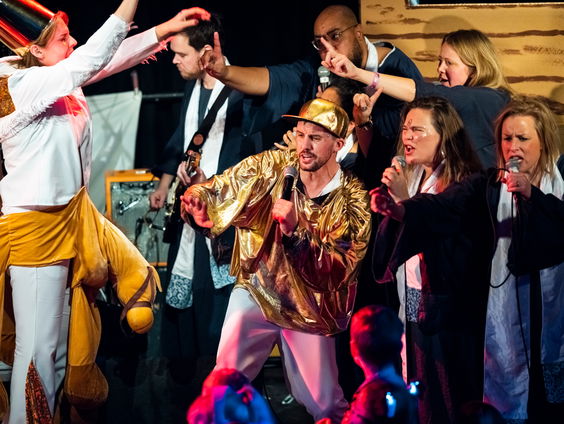 Lydia van Maurik over How to throw a christmas party