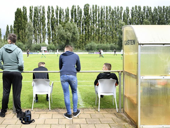 Voetbalouders zijn voer voor komedieserie