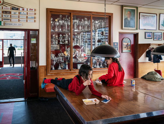 Elmer van der Marel fotografeert de Amsterdamse voetbalcultuur