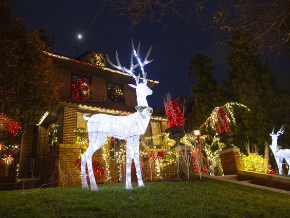 WIe heeft de mooiste Kerststraat van Nederland?
