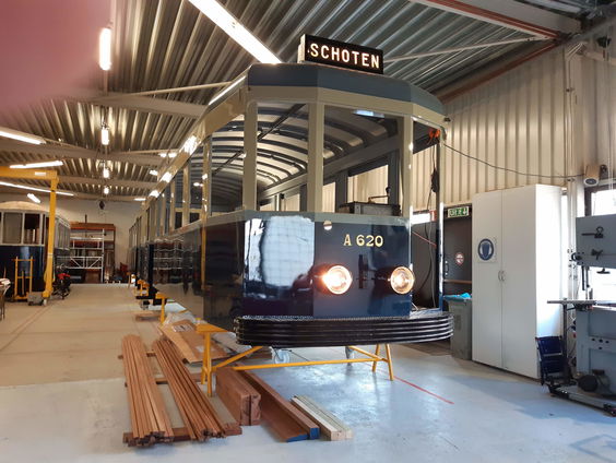 Kees van Egmond over de iconische Blauwe Tram!