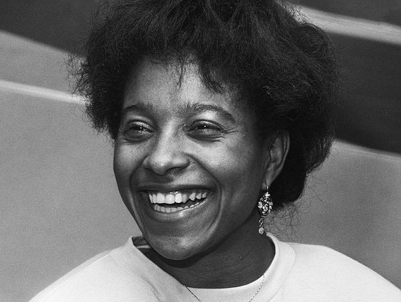 Nelli Cooman Europees Kampioen 60 meter sprint!