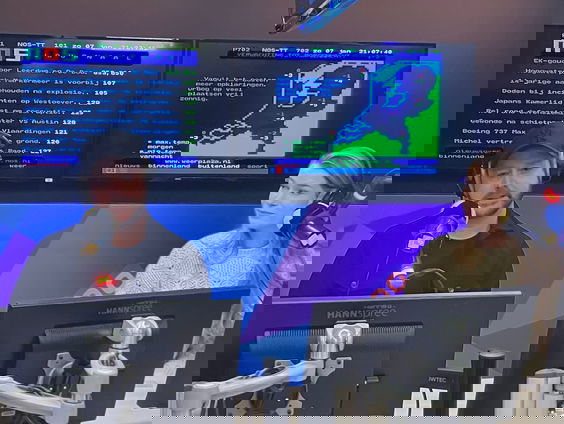 Regisseur Wesley de Ridder en actrice Kemy Hooimeijer  over de musical Pride and prejudice