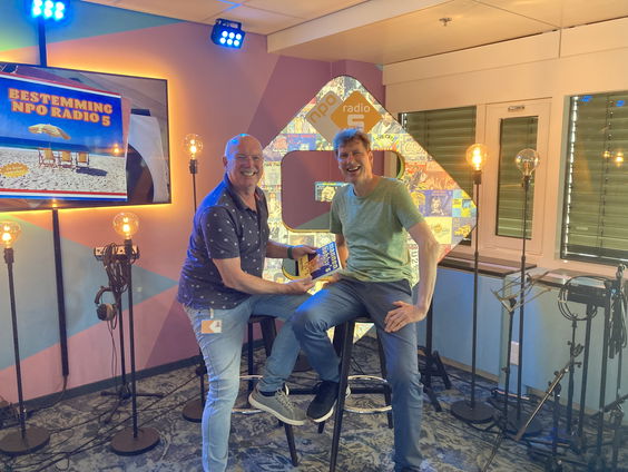 Hobby hoek: Alek Dabrowski. Hij schreef het boek: “Mannen met hobby’s”