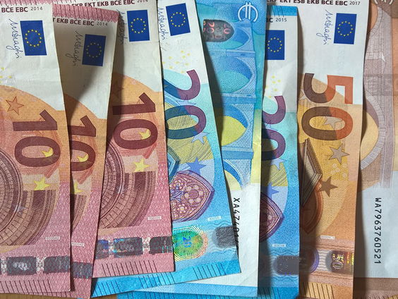 Luchtbel van biljetten