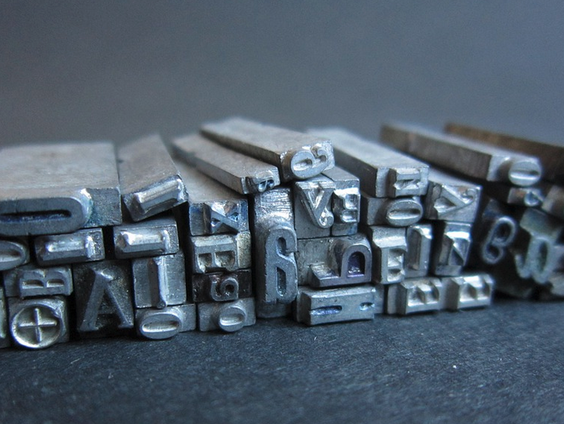 Roeland van der Kley drukt zelf zijn boek met drukpers uit 1858