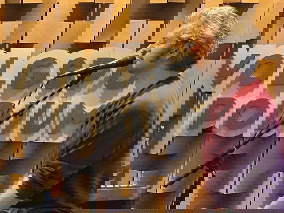 Volgspot Podium: 't Is stil in Amsterdam - live