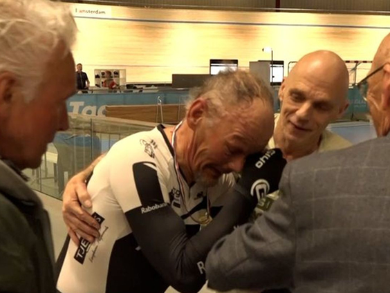 Heeft Atty Duijn een nieuw wielerrecord op zijn naam?