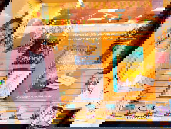 Lotte Petersen over haar debuutroman 'Een Verukkelijk Fiasco'!