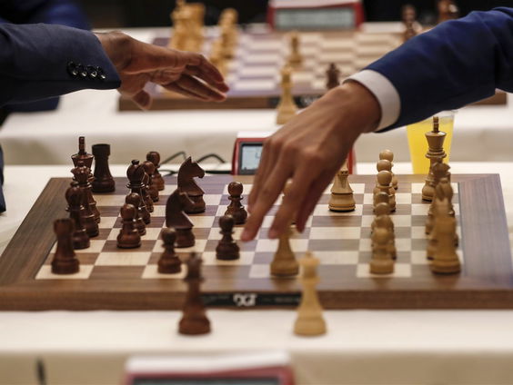 Het effect van luchtvervuiling op schaakprestaties