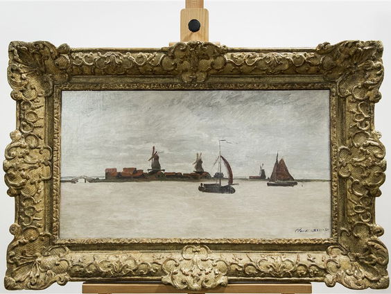 Man loopt zonder pardon met een peperduur schilderij het museum uit