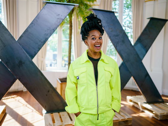 Shary-An brengt haar nieuwe EP 'Ode Aan De Liefde' uit!