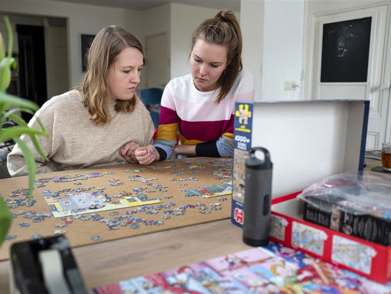 Anke Derks strijdt op het NK Legpuzzelen!