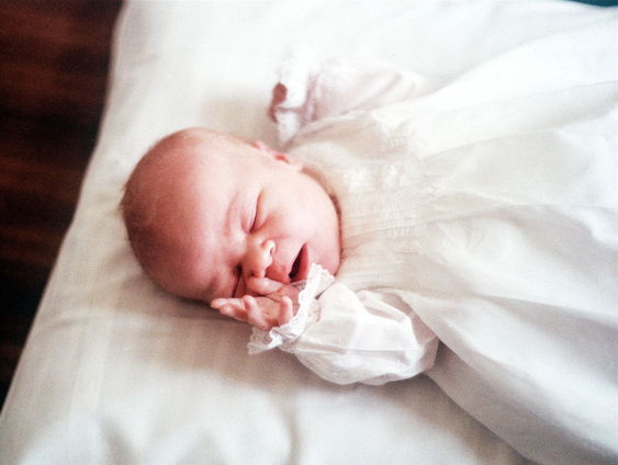 Eerste foto's nieuwe Kroonprins in de krant.