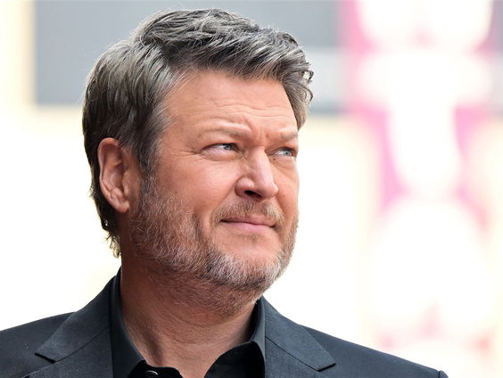 Country Roads: Blake Shelton