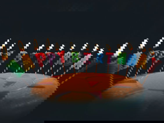 Chelsea Commies is een schrikkelkind en vertelt over haar nieuwe boek