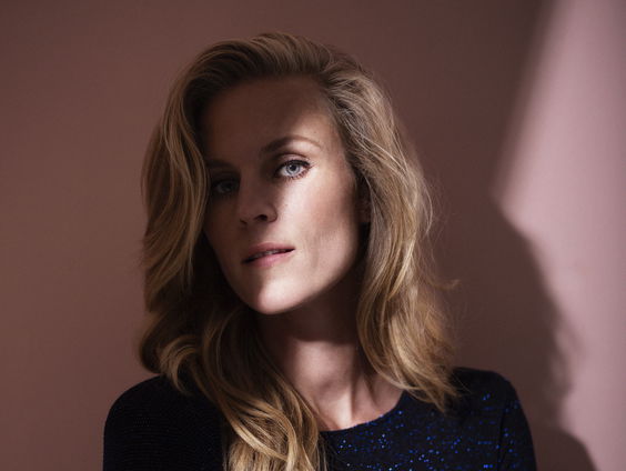 Lonneke Dort over haar EP Kluizenaar