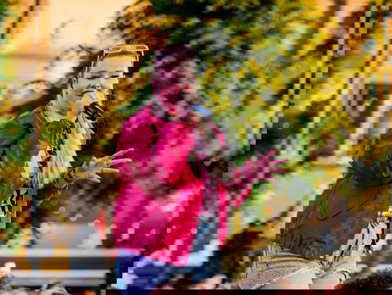 Senna: "Ik zou wel een liedje voor René Karst willen schrijven"