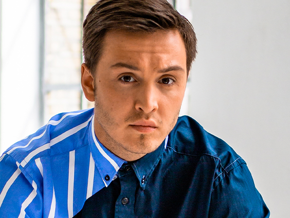 René Froger verrast Maxim Froger met de Paradeplaat op Sterren NL