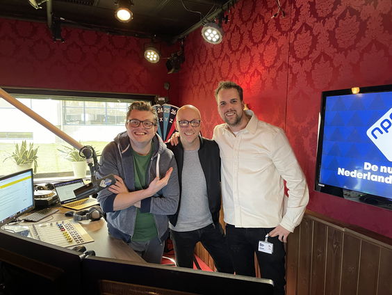 Rob en Wijnand zetten de studio op zijn kop!