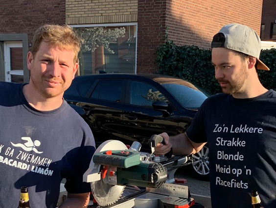 Bouwvakkers Guus en Peet winnen de DAB+ klusradio