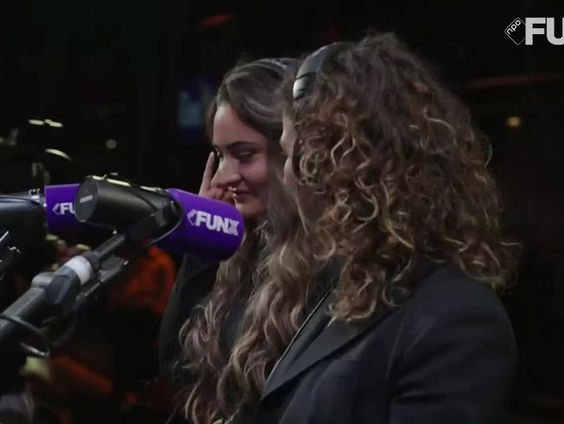 15 Jaar Fernando: Janne wenst het opnemen van een tune voor haar vriendin Anne Maria!