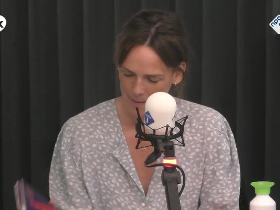 Bo van Houwelingen met verschillende boekentips