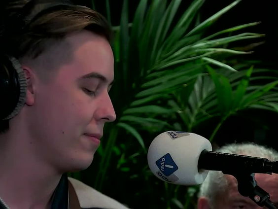 Robin Storm speelt live!