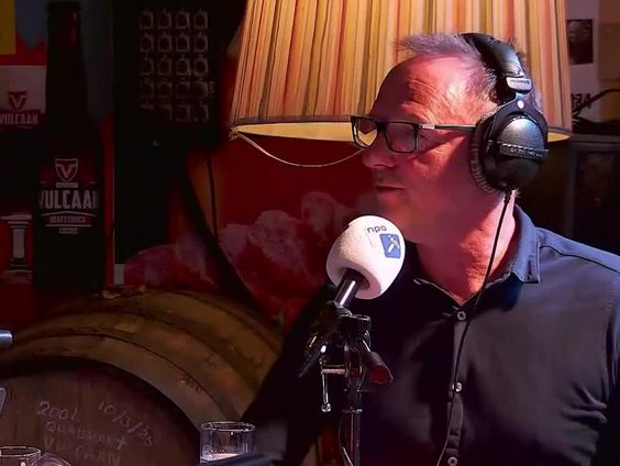 Literatuur bij het haardvuur: Lévi Weemoedt