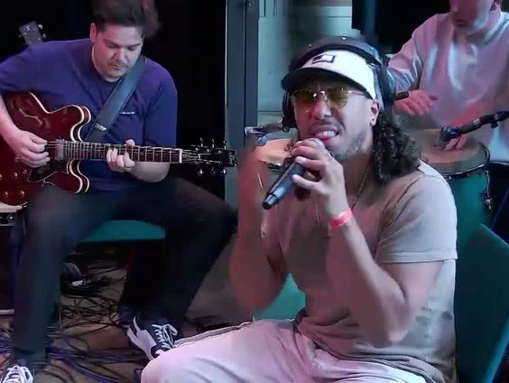 Mr Weazley speelt live!