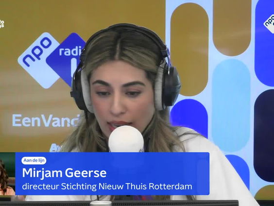 Asielzoekers in Rotterdam sneller aan het werk door minder strenge taaleis