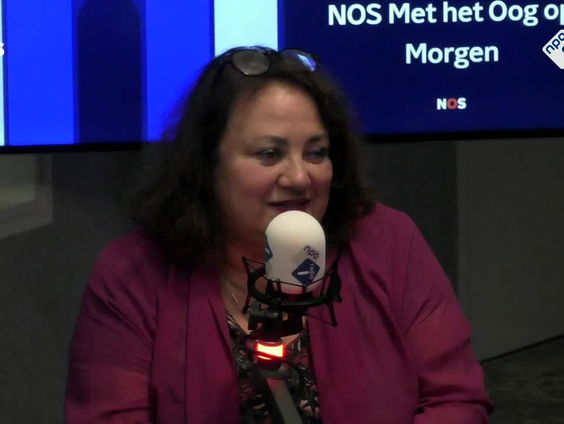 Telegraaf-columnist Nausicaa Marbe over vertrouwen in de politiek