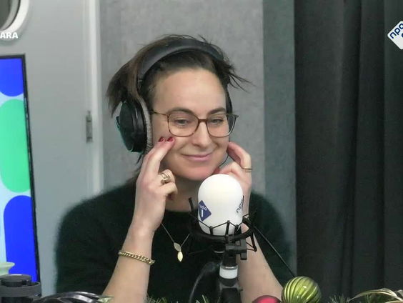 De laatste Nieuws BV: Tijdcapsule met Amerika-journalist Laila Frank