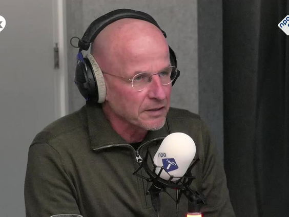 Leo Visser op De Perstribune