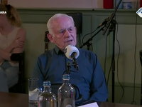 Kees is 91 jaar en bakt nog altijd weespermoppen