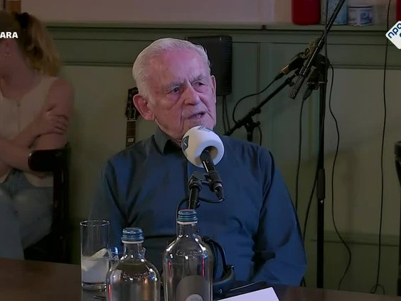 Kees is 91 jaar en bakt nog altijd weespermoppen