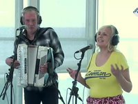 Johnny Vain & Zita Duvon live vanuit de Rotterdamse haven