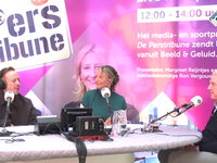 De Perstribune - André van Duin