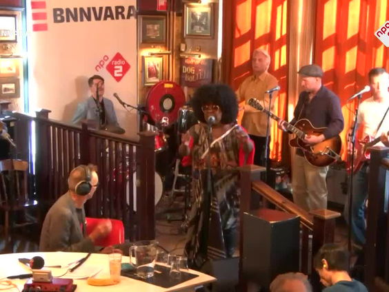 Michelle David & The True-Tones – Brothers & Sisters