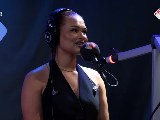 RANI over het maken van eigen muziek: "Het is wel heel erg kwetsbaar"