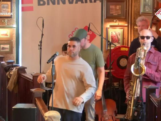 Pete Philly & Perquisite - Eon